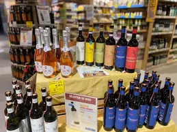 348-biocoop-marseille-grand-littoral-magasin-bio-fete-vins-cave-local.webp