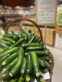 348-biocoop-marseille-grand-littoral-magasin-bio-panier-courgette-legume.webp