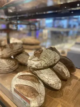 348-biocoop-marseille-grand-littoral-magasin-bio-petit-pain-bolangerie.webp