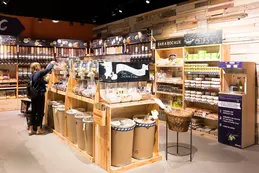 348-biocoop-marseille-grand-littoral-magasin-bio-vrac-sec-liquide-alimentaire.webp